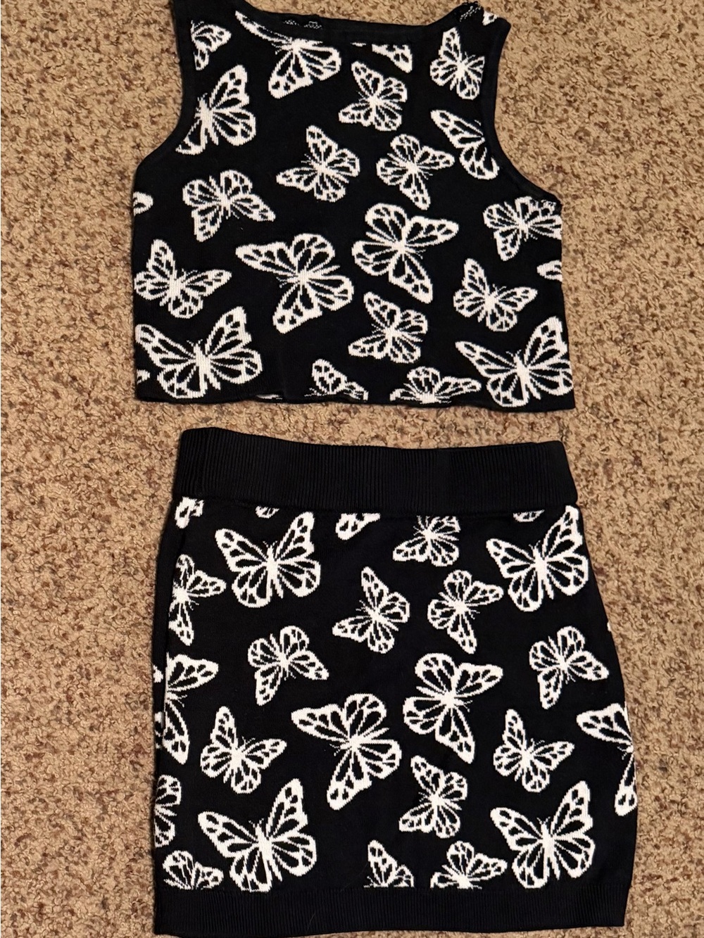 Girls clothing bundle size 7/8. Great conditions. 8pieces